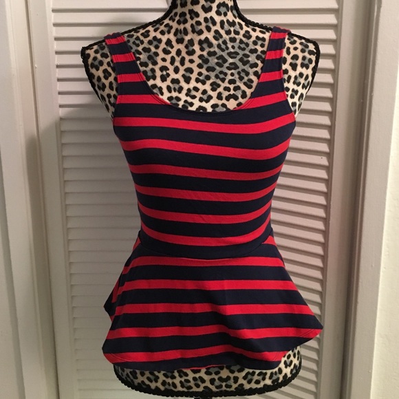 Express Tops - 🎉Like new Express blouse🎉