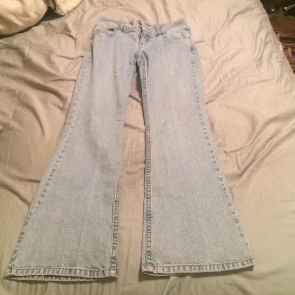 Butt Lift Jeans by VS
