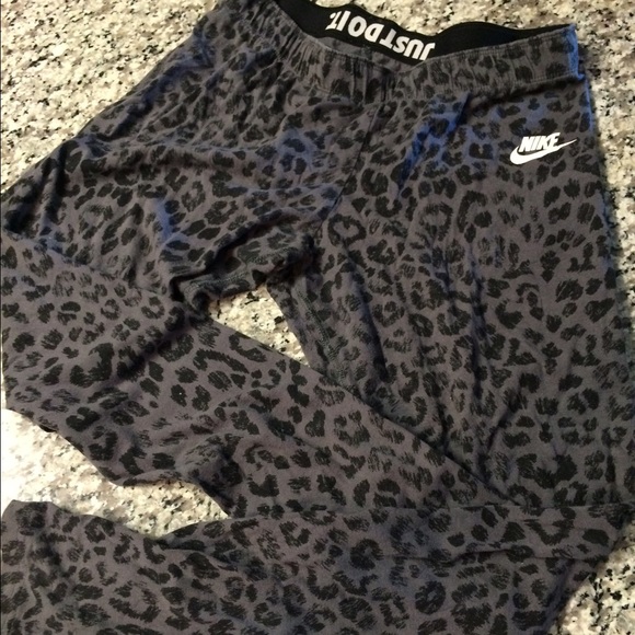 Nike running leggings