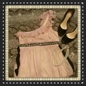 ruffled ° one-shoulder ° dress