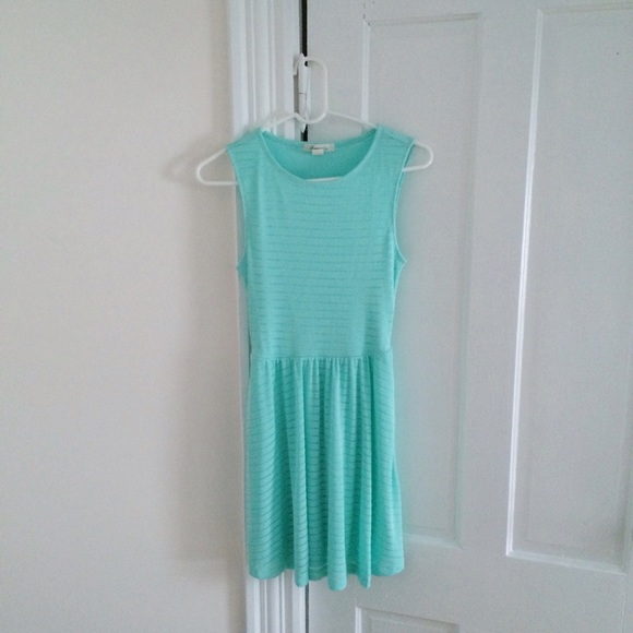 Sleeveless dress