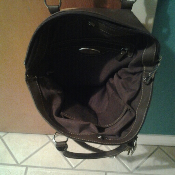 Handbag - Picture 3 of 4