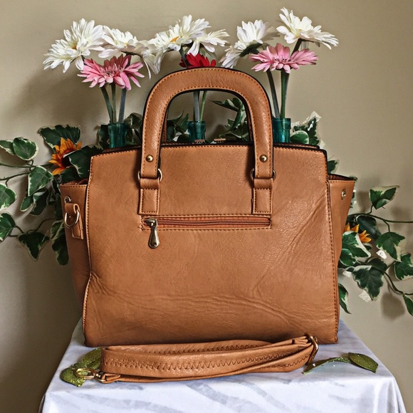 ❗️🚫SOLD❗️Hampton's Poolside Handbag - Picture 3 of 4