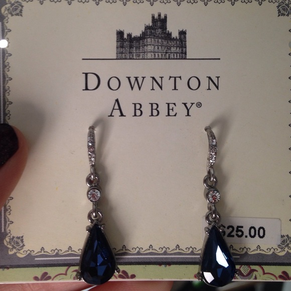 Hanging earrings