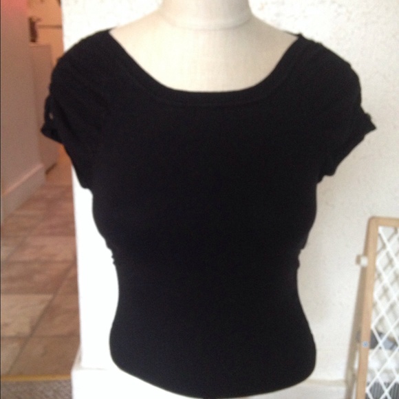 Sweater tee