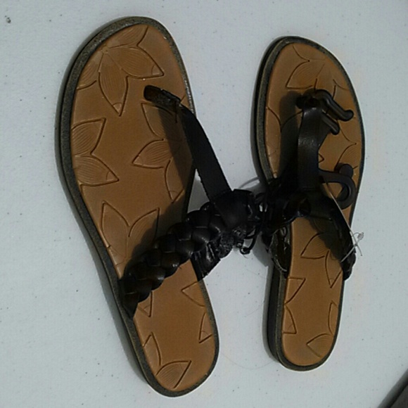 Sandals - Picture 2 of 3