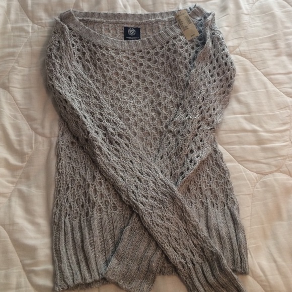 AE lightweight sweater NWT