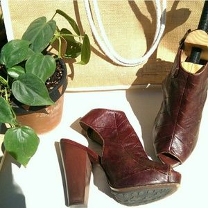 Frye cognac wooden peeptoe bootie