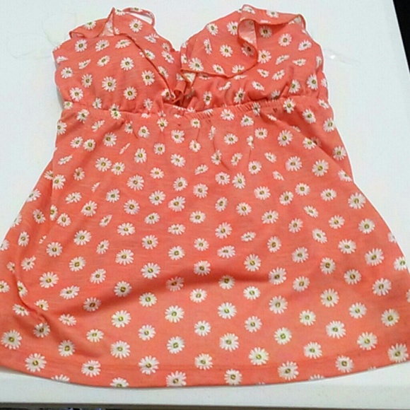 Top - Picture 2 of 3