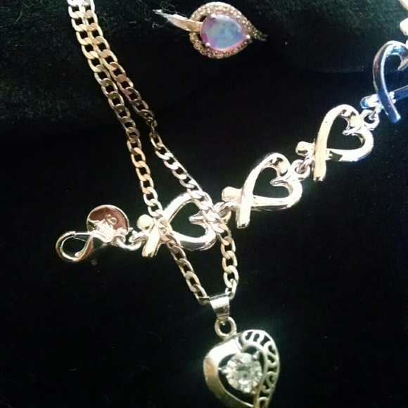 Jewelry, artificial nails - Picture 2 of 3