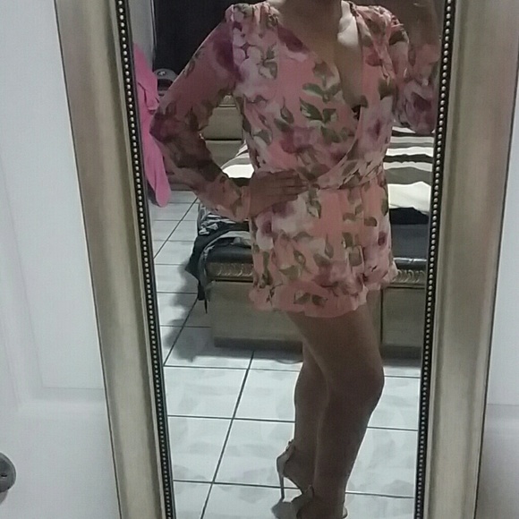 Floral Romper - Picture 4 of 4