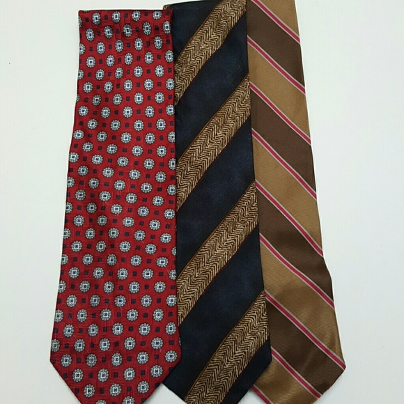 Bundle of 3 mens dress  ties