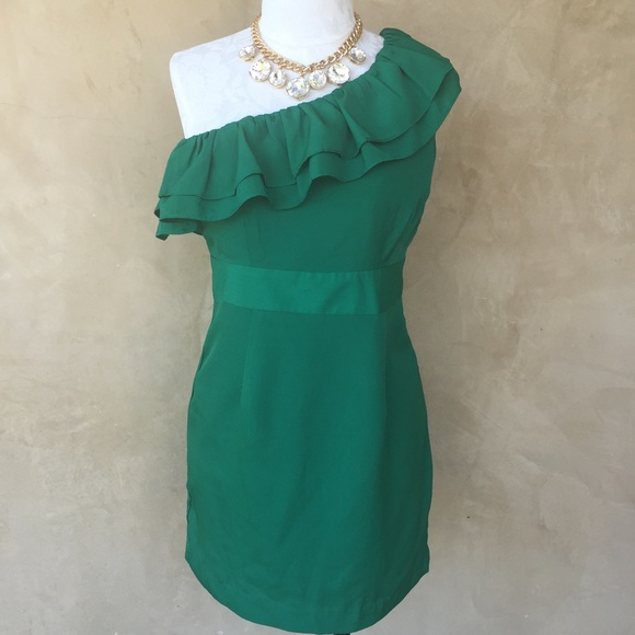 One shoulder Dress! ✨