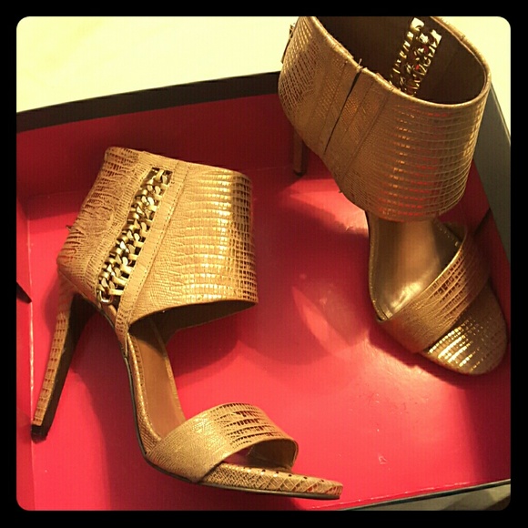 Beautiful Gold Heels