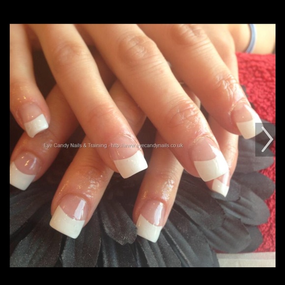 LAST CALL White nail tips