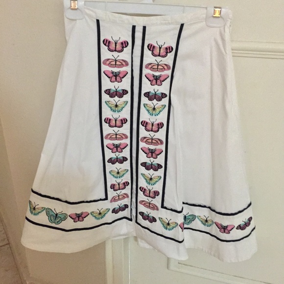 Skirt bought at antropologie. Aerie size 2.