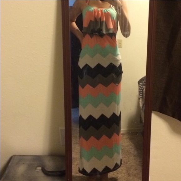 Maxi dress 🎀STILL AVAILABLE🎀