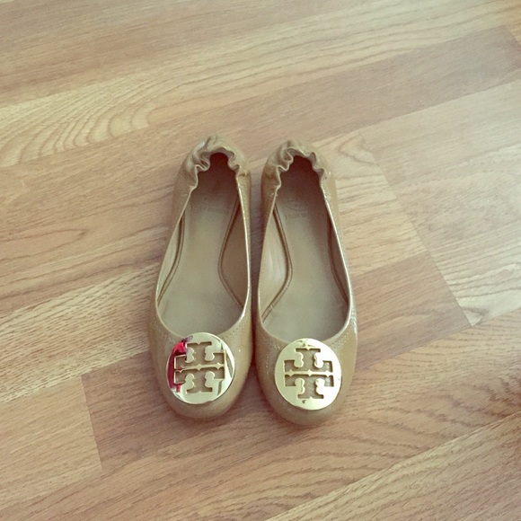 Tory Burch Shoes - Tory Burch Reva (nude patent)