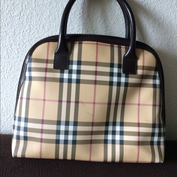 Real authentic medium - Picture 2 of 4