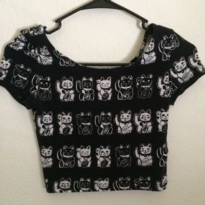 Lucky cat crop top