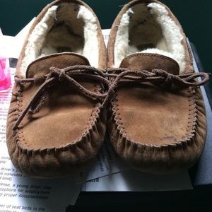 ugg moccasins size 7