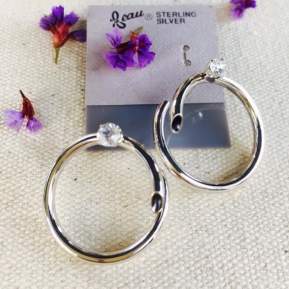 Sterling Silver Hoop Earring BNWOT - Picture 4 of 4