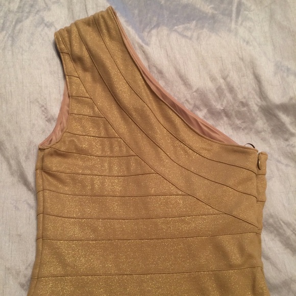 Express gold party dress - Picture 2 of 2