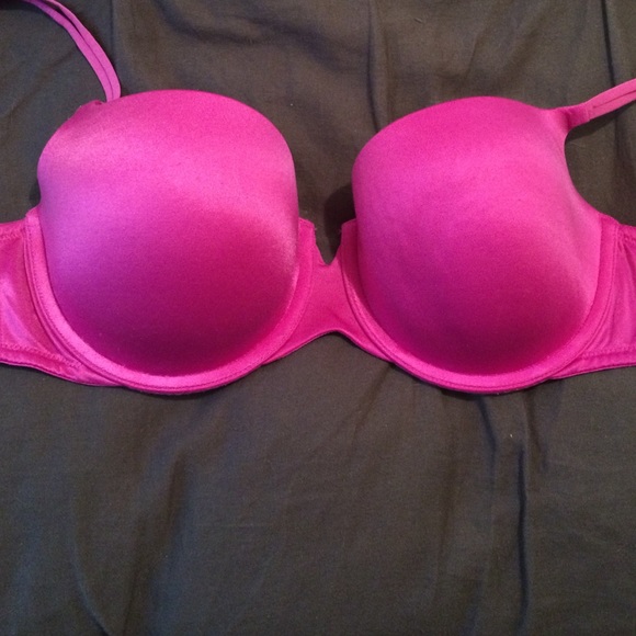 Brand new (w/o tags) Victoria Secrets balconet bra