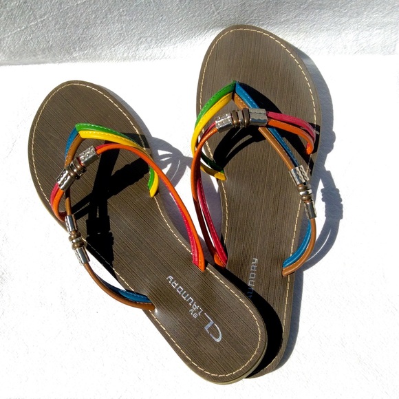 Chinese Laundry Leather Thong Sandals Mint Cond.