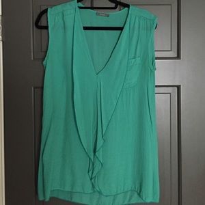 Emerald green flowy top
