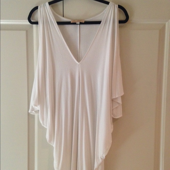 Butterfly sleeve top by Mara Hofan - Picture 2 of 4