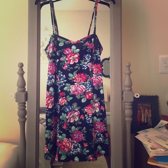 Floral urban renewal dress!