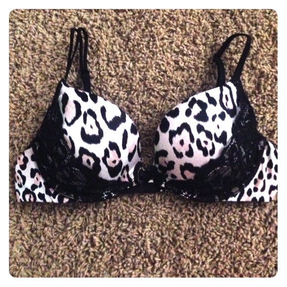 Leopard print VS Push-Up bra