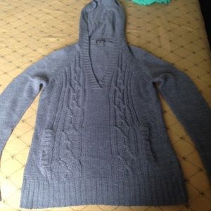 Grey knitted sweater size large in adults