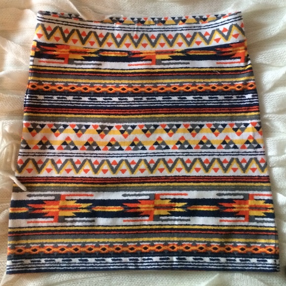 Tribal/Aztec print skirt - Picture 2 of 2
