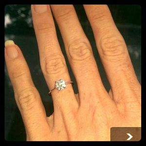 Sterling silver solitare ring.