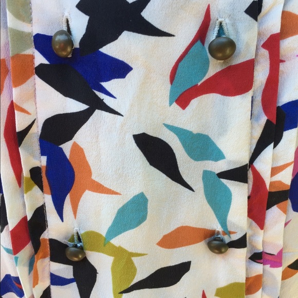 🚫 SOLD 🚫 Silk Top Anthropologie - Picture 2 of 3