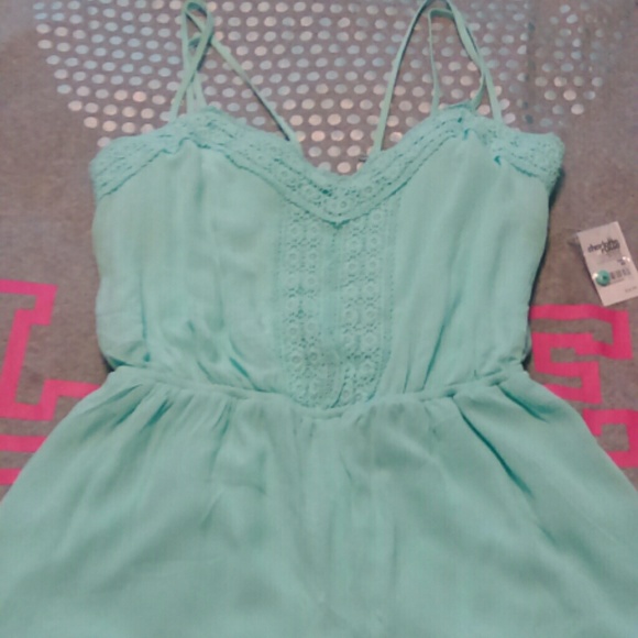 ❌SOLD❌Adorable Charlotte Russe romper. - Picture 1 of 2