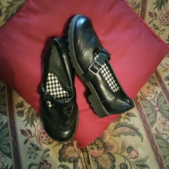 Baby doll shoes.