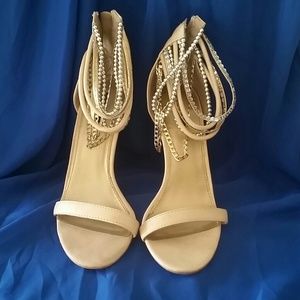 Nude strappy chain sandal