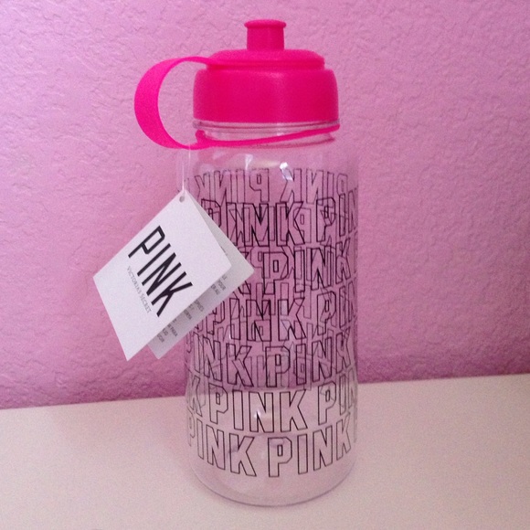 VS PINK WATER BOTTLE LIMITED EDITION
