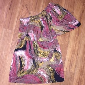 Boutique dress, one sleeve, pretty design