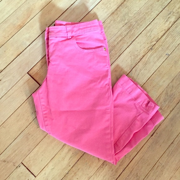 🚫SOLD🚫Pink Capris!