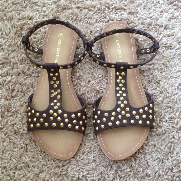 Body central sandals