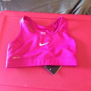 Nike pro