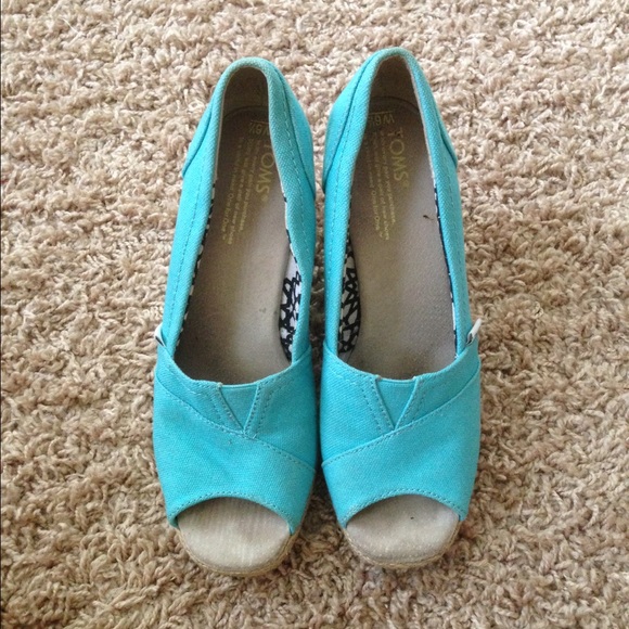 Toms Wedges
