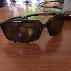 Dolce and Gabbana D&G polarized sunglasses