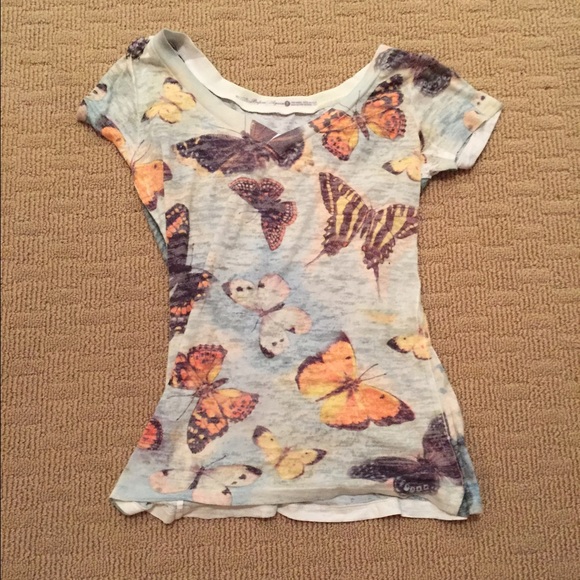 Butterfly pattern tee shirt