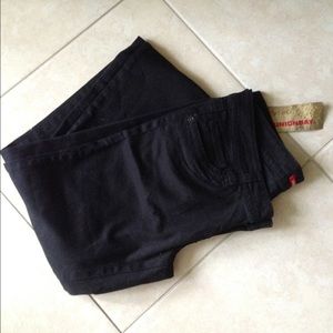 Union bay black bootleg jeans juniors