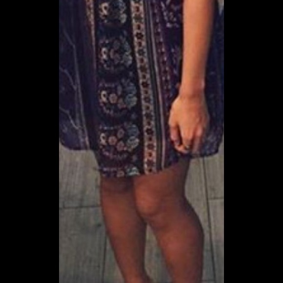 Bohemian Strapped Dress - Picture 3 of 4